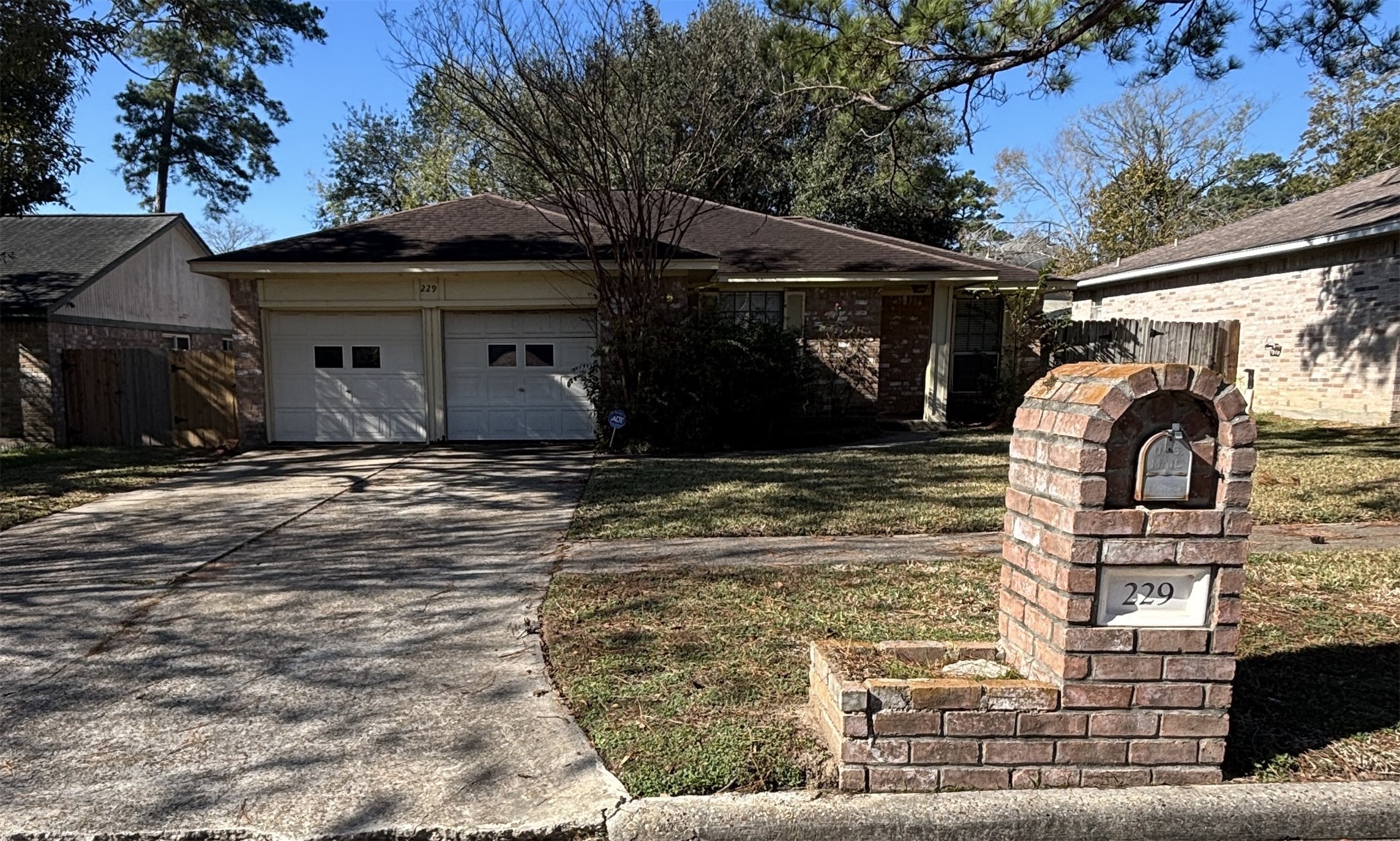 Before: 229 Oxford Street, Conroe, TX prior to renovation