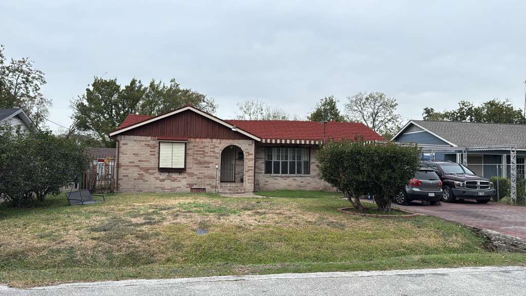 Before: 4607 Englewood Street, Houston, TX prior to renovation