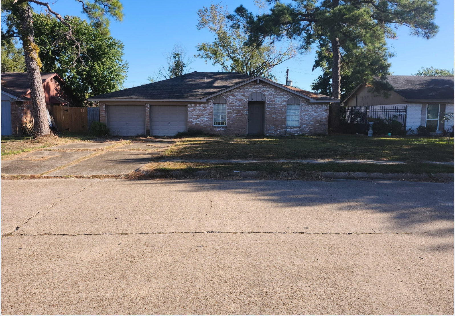 Before: 815 Centerwood Drive, Houston, TX prior to renovation